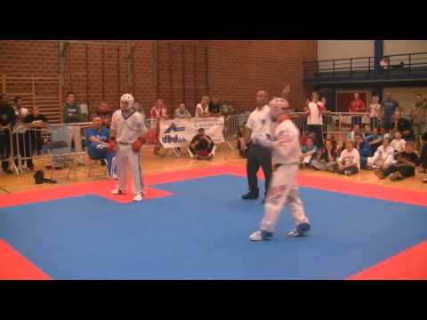 Krisztián Jároszkievicz v Robbie Lavoie Flanders Open 2011