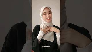 Download lagu Ketipak ketipung sayang, baju raya dah beli ke sayang? Kalau sudah mari beraya ✨💐💕 mp3