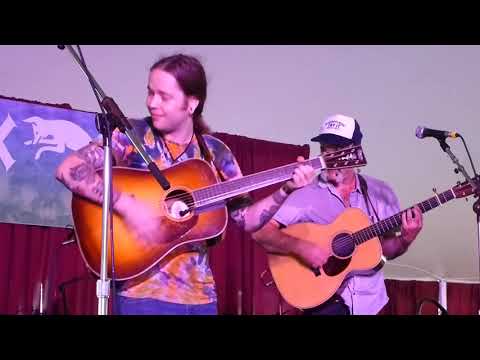 Larry Keel Experience w Billy Strings and Kyle Tuttle "Running Down A Dream"