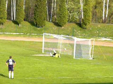Bramka Ł.Szędzielarza na 1:0