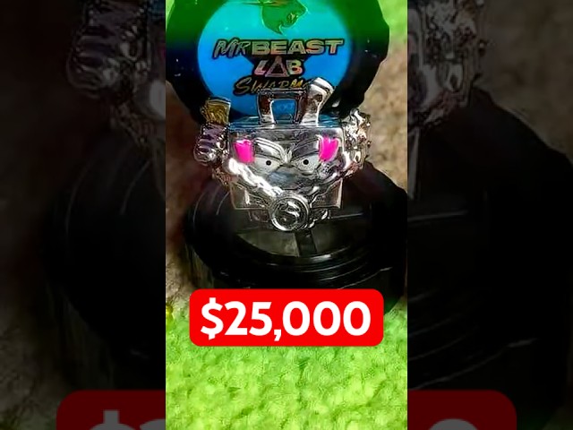 Vídeo relacionado con MrBeast Lab Swarms Mega Lab Pack, experimenta añadiendo Agua, agitando el Tubo de ensayo y revelando Doce x 1 Pulgada de MrBeast Personajes coleccionables temáticos, más de 100 para coleccionar