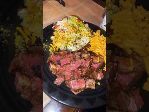 , title : 'Making a ribeye steak with a baked potato at timo’s bar and grill! #fypシviral #entertainment #shorts'