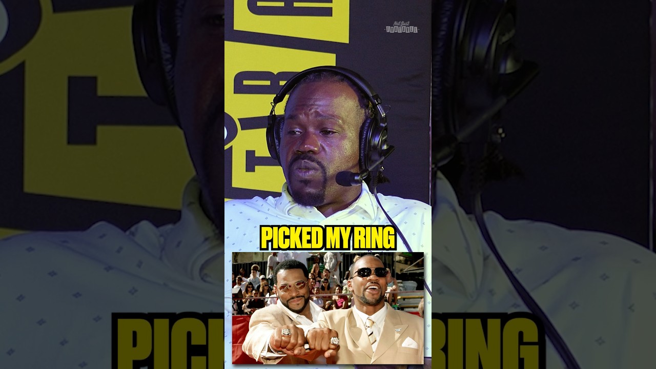 Joey is allowed to make fun of his ring but not Cam 😅💍 #steelers #superbowl #pittsburghsteelers