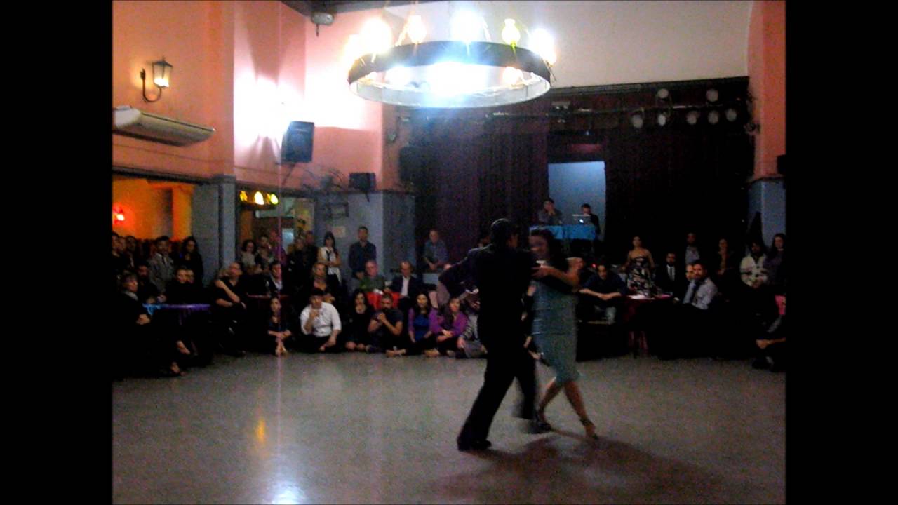Video thumbnail for OCTAVIO FERNANDEZ y CECILIA CAPELLO en Viva La Pepa Milonga (1/2)