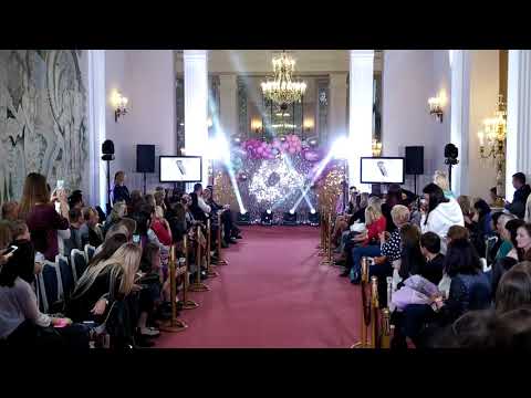 Brend and designer - Valeria Krysa, Minsk fashion show,   collection "Amore Mio" 17.10.2020