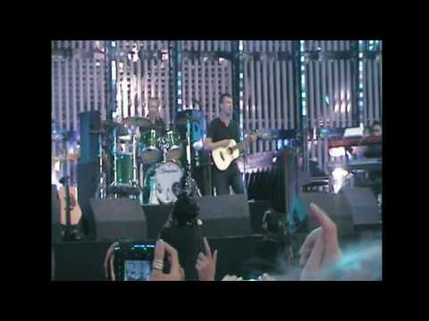 Videoclip de Beetlebum (Live in Hyde Park, London 02/07/2009) — Blur