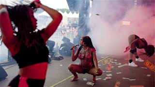 Sexyy Red “Looking For the Hoes (Ain’t My Fault)” Live At Rolling Loud! “You like my voice…”