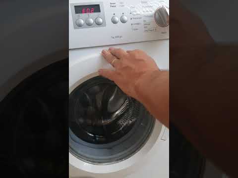 lavatrice bosch blocco E02