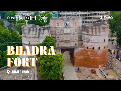 Strolling across the dynamic Bhadra fort Teen Darwaza Market I Ahmedabad I Gujarat.