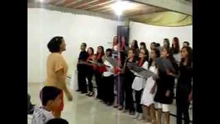 preview picture of video 'Aniversário do Coral da Igreja Batista Betel de Barra da Estiva 0704.13 Segundo Louvor'