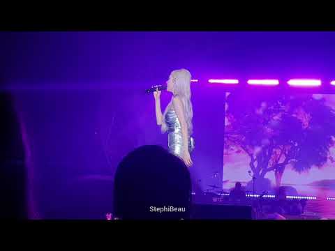 190817 Lips on Lips - Tiffany Young