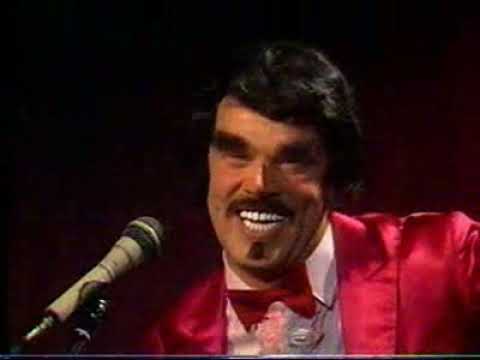 Jean Pierre Kusela • Naurava Kulkuri | Vesa-Matti Loiri | Puppe | Kasari | Olli Ahvenlahti | Retro