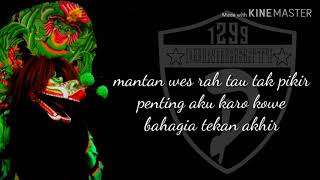 Download lagu story' WA terbaru'KEPENDEM TRESNO'versi jaranan. mp3