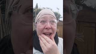 Mauvaise fermière et petite pépite #campagne #humour #vlog #jardin #santé