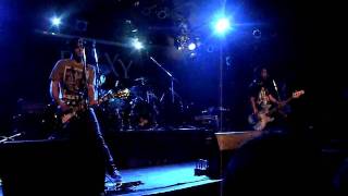 Ya es bastante por hoy - Stencil @ The Roxy