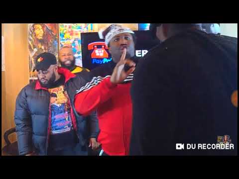 Presents and g black fight on DA CALLERS