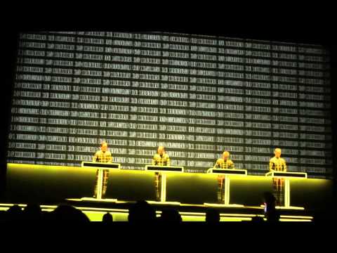 Kraftwerk-Numbers/Computer World (Live At The Tate Modern London 09/02/2013)