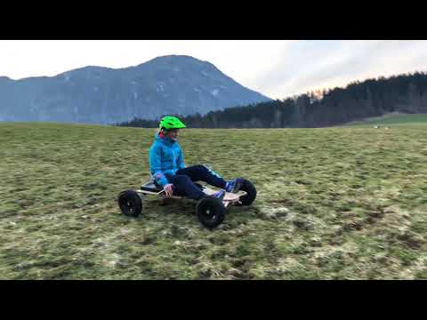 PISTENBOCK® CROSS - DOWNHILL FUNSPORT LENKSCHLITTEN MIT RÄDER