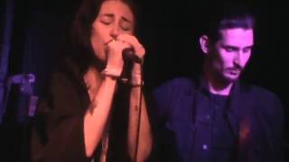 Kristin Kontrol - (Don't) Wannabe (live)