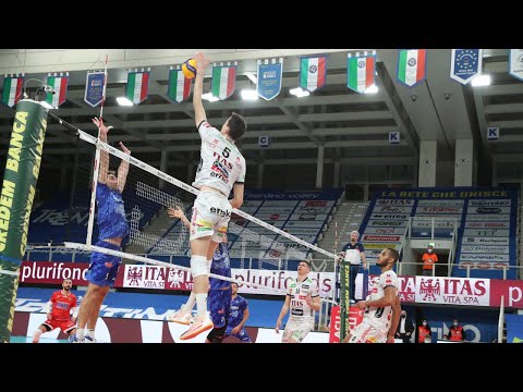 Highlights di Itas Trentino-Top Volley Cisterna 3-1 (19° turno di SuperLega)