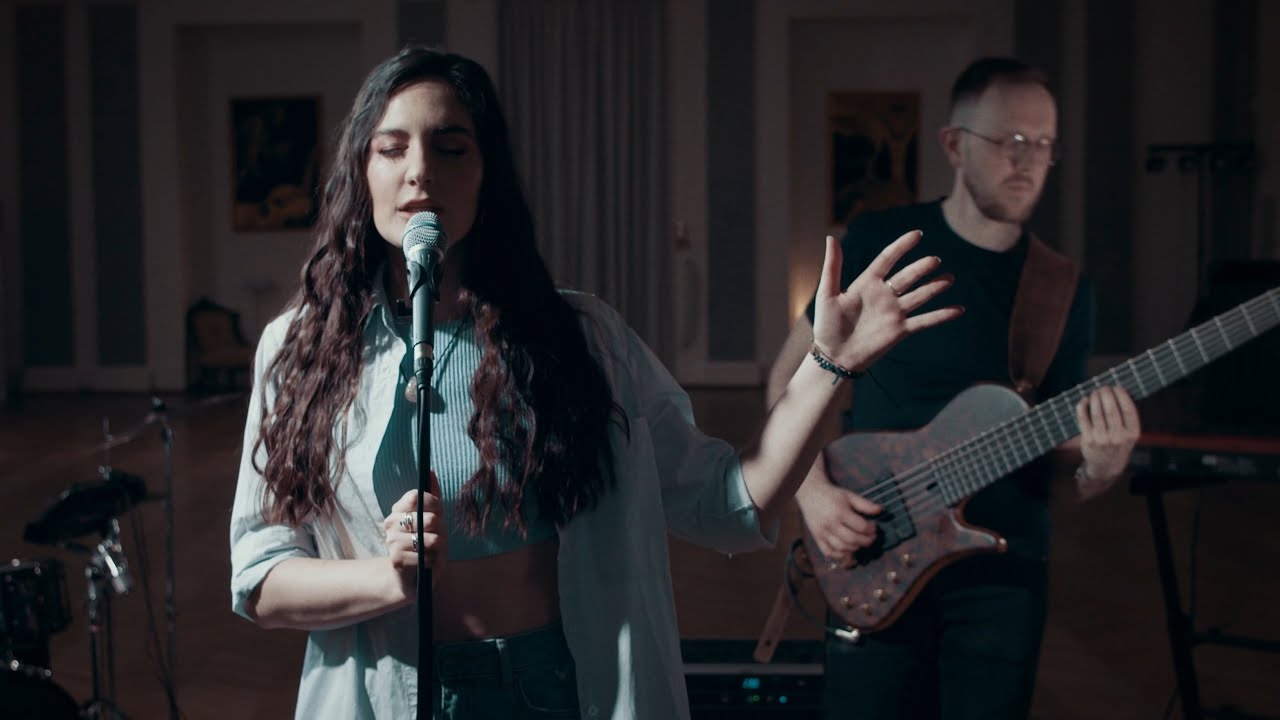 Mery's Key - My Own Way (Official Music Video)
