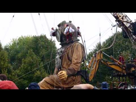 Die Riesen in Berlin - Im Regierungsviertel