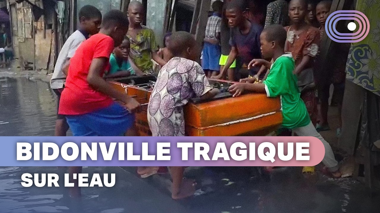Nigeria : dans le plus grand bidonville flottant au monde