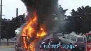preview picture of video 'Car B Que Grande - Multiple Car Fire Port Of Tacoma'