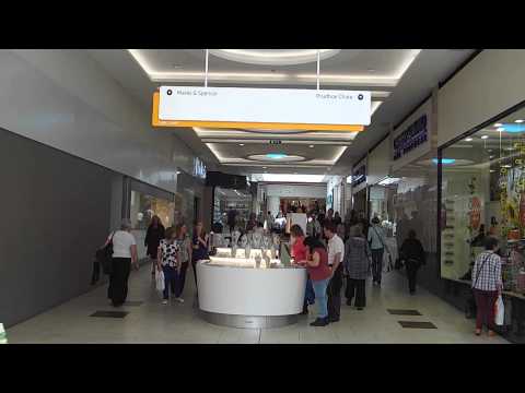 People shopping in Eldon Square