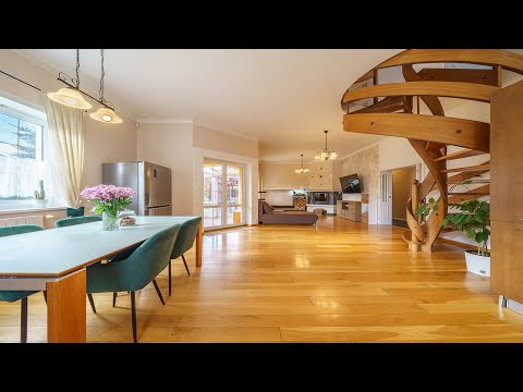 Prodej rodinného domu, 244 m², Karlovy Vary, ul. Motýlí