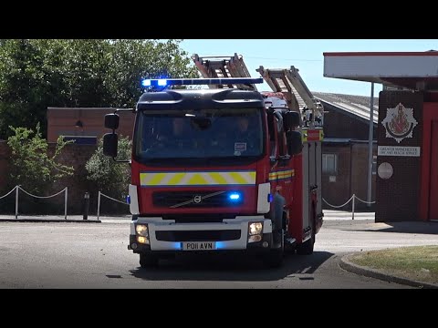 *LIFE RISK* Stalybridge Pump Turnout - Greater Manchester Fire And Rescue Service