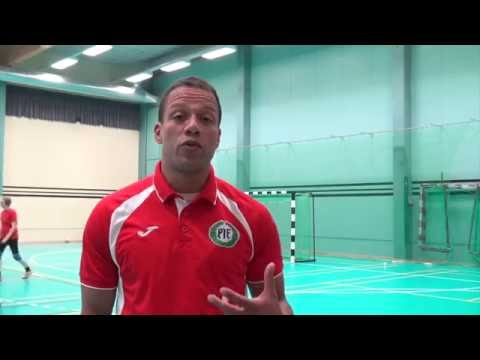 Intervju: PIF-damernas tränare James Mashiri