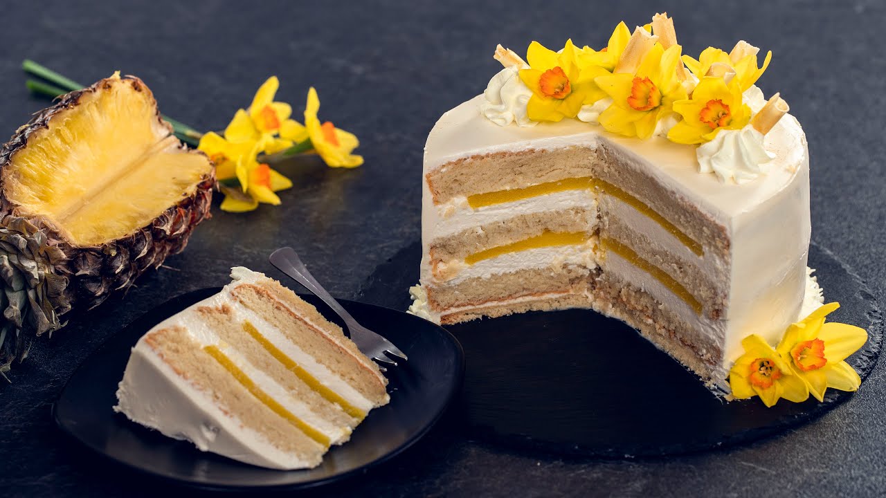 White Chocolate Pineapple Cake