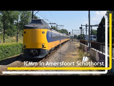 Dubbele ICMm passeert station Amersfoort Schothorst