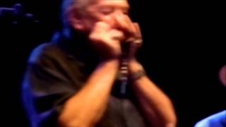 Ben Harper &amp; Charlie Musselwhite - I&#39;m In I&#39;m Out And I&#39;m Gone
