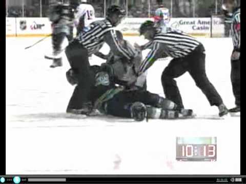 Cason Machacek vs Mitch Elliot