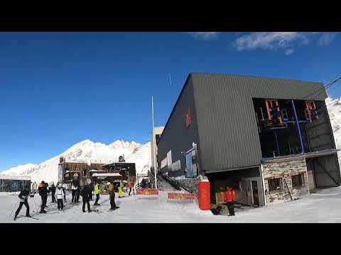 Val d'Isere - Down to the Cascade Gondola