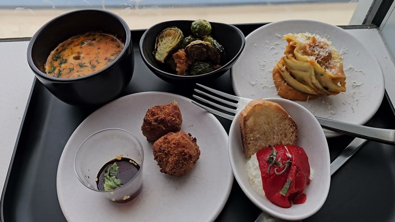 Chase Sapphire Lounge by The Club thumbnail