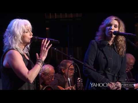 Emmylou Harris & Alison Krauss — "All I Have to Do Is Dream" — Live