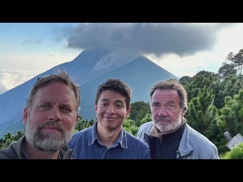 VULKAN-SELFIE in GUATEMALA: Wie weit gehen die Menschen für das perfekte Foto? | Galileo