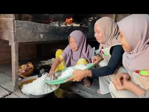 Pembuatan Gula Habang Beniur sebagai Makanan Khas Desa Kandangan Lama