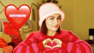 Let’s talk about my long distance relationship, commitment fear, and when you’ll meet my boyfriend!
