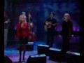 Dolly Parton sings 