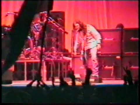 Faith No More   1992 07 03rd  Hedemora, SE Wasahallen Stadium 'Dalarock Festival Invaders