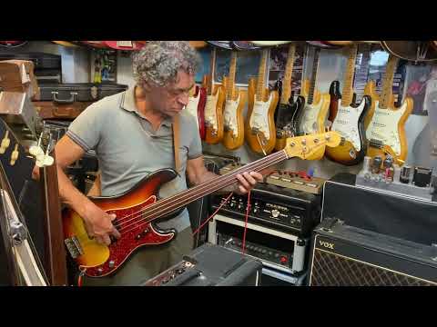 Fender Precision Bass Fretless 1972 - Sunburst - Rosewood Fingerboard image 20