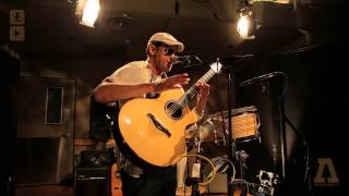 Raul Midón - Don't Hesitate - Audiotree Live