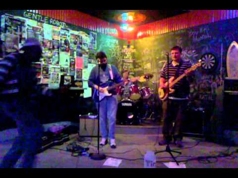 Gentle Robot - Tonight (at  Sadlack's Heroes Raleigh NC 2010-11-21)
