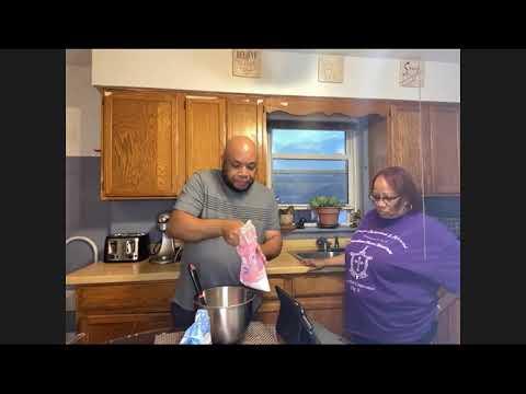 Baking Chicago Style Lunchroom Cookies