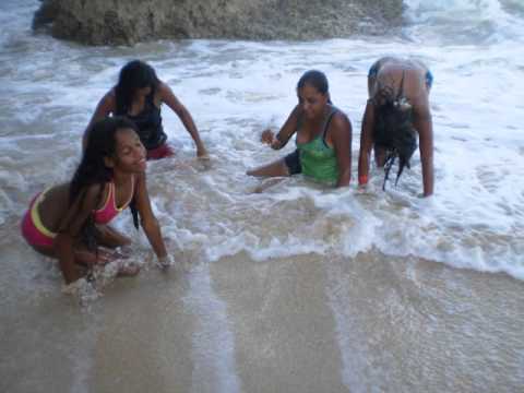 gran gira para playa caleton.wmv