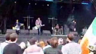 Art Brut - Pump Up The Volume